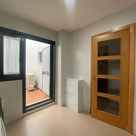 En Complejo Residencial Con Piscina *